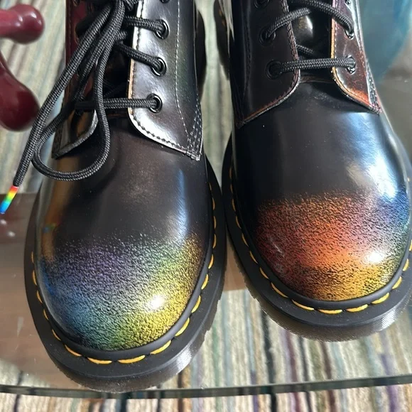 DR. MARTENS 1460 For Pride Boot New - Picture 3 of 9